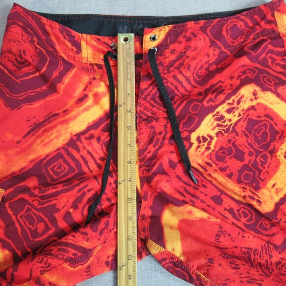 Nike 6.0 Board Shorts Mens Size 34 Red Orange Geometric Swim Trunks Active - Picture 11 of 16